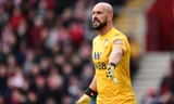 Thủ thành Pepe Reina.