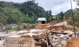 Sạt lở tại huyện Nam Trà My, Quảng Nam.