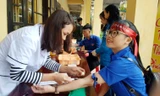 Chủ nhật Đỏ tại Quảng Nam: Đội mưa lạnh đi hiến máu cứu người