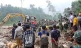 Căng sức tìm kiếm người bị vùi lấp, gấp rút tiếp tế cho 3.000 hộ dân bị cô lập