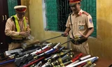 Số vũ khí nóng đã được bàn giao cho cơ quan chức năng xử lý theo quy định.