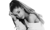 Nữ ca sĩ Ariana Grande.
