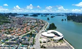 200 tỷ phú thế giới lùi kế hoạch đến vịnh Hạ Long