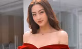 Hoa hậu Lương Thuỳ Linh khoe vòng một gợi cảm với váy trễ vai đỏ rực