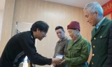 Tri ân, chúc tết thương binh, cựu thanh niên xung phong tại Phú Thọ, Yên Bái 