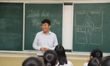 Văn mẫu sẽ không còn là "phao cứu sinh", teen phải thay đổi thế nào để đạt điểm số cao?
