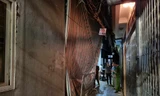 Hà Nội: Sập tường nhà, hai người bị thương 
