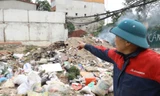 Tận thấy bãi rác tự phát bốc mùi xú uế giữa Thủ đô