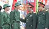 Rộn ràng ngày hội tòng quân, tiếp sức thanh niên Phủ Lý lên đường nhập ngũ 