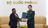 Đại tướng Phan Văn Giang chúc mừng thành tựu công nghiệp quốc phòng của Nam Phi
