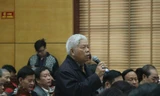 Cử tri Nguyễn Hồng Toán (Tây Hồ) phát biểu.