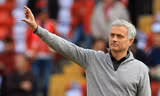 Mourinho muốn được tăng lương để tiếp tục gắn bó với MU