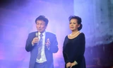 Khánh Ly hát nhạc Trịnh và Phú Quang tại Nhà hát Lớn Hà Nội tối 4/1- Ảnh: Minh Tâm