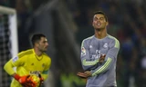 Ronaldo không còn tiếng nói ở những thời khắc khó khăn của Real. Ảnh: Reuters.