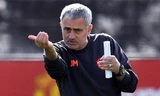 Mourinho không cho M.U nghỉ ngơi dịp Giáng Sinh