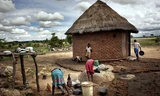 Cuộc sống của những 'tỷ phú nghèo' ở Zimbabwe