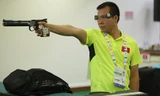 Hoàng Xuân Vinh đoạt huy chương bằng súng đi mượn