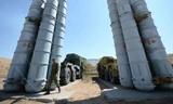 Hệ thống tên lửa S-300 (Ảnh: Sputnik)
