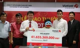 Người phụ nữ ở Lâm Đồng nhận hơn 41,6 tỷ đồng trúng Vietlott