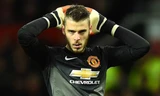 De Gea không vui khi hàng thủ M.U vẫn chơi thiếu chắc chắn.