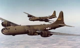 Chiêm ngưỡng máy bay ném bom huyền thoại Mỹ dưới... đáy hồ
