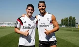 James Rodriguez hớn hở trong buổi tập đầu cùng Real