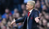 Wenger bất lực vì khi đội nhà thua trận vì những lý do khách quan. Ảnh: Reuters.