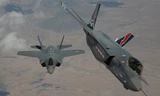 Tiêm kích thế thế 5 F-35 của không quân Mỹ trong một cuộc bay thử nghiệm. Ảnh: Military.com