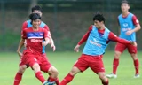U22 Việt Nam đội mưa luyện công chờ đấu Đông Timor