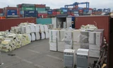 Hai container chứa hàng nghìn thiết bị điện tử nhập lậu