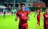 Thủ quân U23 Việt Nam nói về pha ăn mừng kiểu 'bụng bầu'