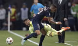 Barca nhận chén đắng ở Paris