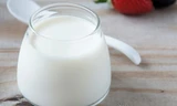 Sữa chua là thực phẩm cấm kỵ trong bữa sáng.