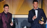 Messi và Ronaldo đã chia nhau rất nhiều giải thưởng trong bảy năm qua. Ảnh: Reuters