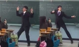 Điệu nhảy ngẫu hứng nhưng đầy sức hút của một thầy giáo Hàn đang trở thành tâm điểm chú ý của dân mạng. 
