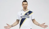 Ibrahimovic ra mắt trong màu áo LA Galaxy. Ảnh: AP.