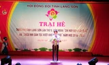 Đồng chí Lộc Minh Hiệp - Phó Bí thư Thường trực Tỉnh đoàn, Chủ tịch Hội đồng Đội tỉnh phát biểu khai mạc Liên hoan Trại hè lần thứ V.