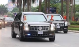 Hai chiếc Cadillac The Beast trên đường phố Hà Nội. Ảnh: Bá Đô.