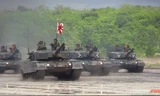 Lực lượng phòng vệ Nhật khoe vũ khí tối tân