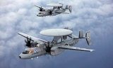 Hai máy bay cảnh báo sớm E-2D Advanced Hawkeye của Mỹ. Ảnh: US Navy