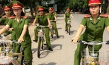 Nếu phát hiện trộm hoặc cướp giật, Công an đang tuần tra bằng xe đạp sẽ ứng phó thế nào?