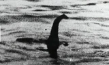 Sự thực sau bức ảnh nổi tiếng chụp quái vật hồ Loch Ness