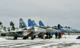 Những chiếc MiG-29 và Su-27 của Không quân Ukraine.