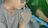 Lượng khói shisha hít vào tương đương với hàng chục, thậm chí hàng trăm điếu thuốc lá Ảnh: Hoàng Triều