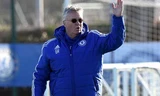 Hiddink từng giải cứu Chelsea thành công trong lần đầu làm HLV tạm quyền nửa cuối mùa 2008-2009. Ảnh: Reuters