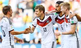 Thomas Muller: Kẻ cắp không gian, một gã bí ẩn và... lôi thôi