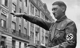Hitler bị cho mắc hai dị dạng bộ phận sinh dục là ẩn tinh hoàn và chứng hypospadias. Ảnh: NY Post.