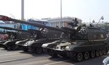  Pháo tự hành Msta-S duyệt binh ở Kiev.