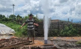Sau động đất, một giếng khoan bất ngờ phun cột nước cao hơn 20m, chưa có dấu hiệu dừng