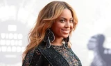 Beyonce kiếm được 2.400 tỉ đồng trong một năm